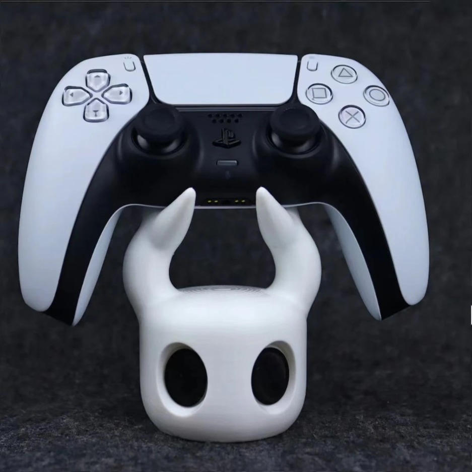 حامل تحكم ألعاب بتصميم شبح كرت - مراجعة Gaming Controller وسعره