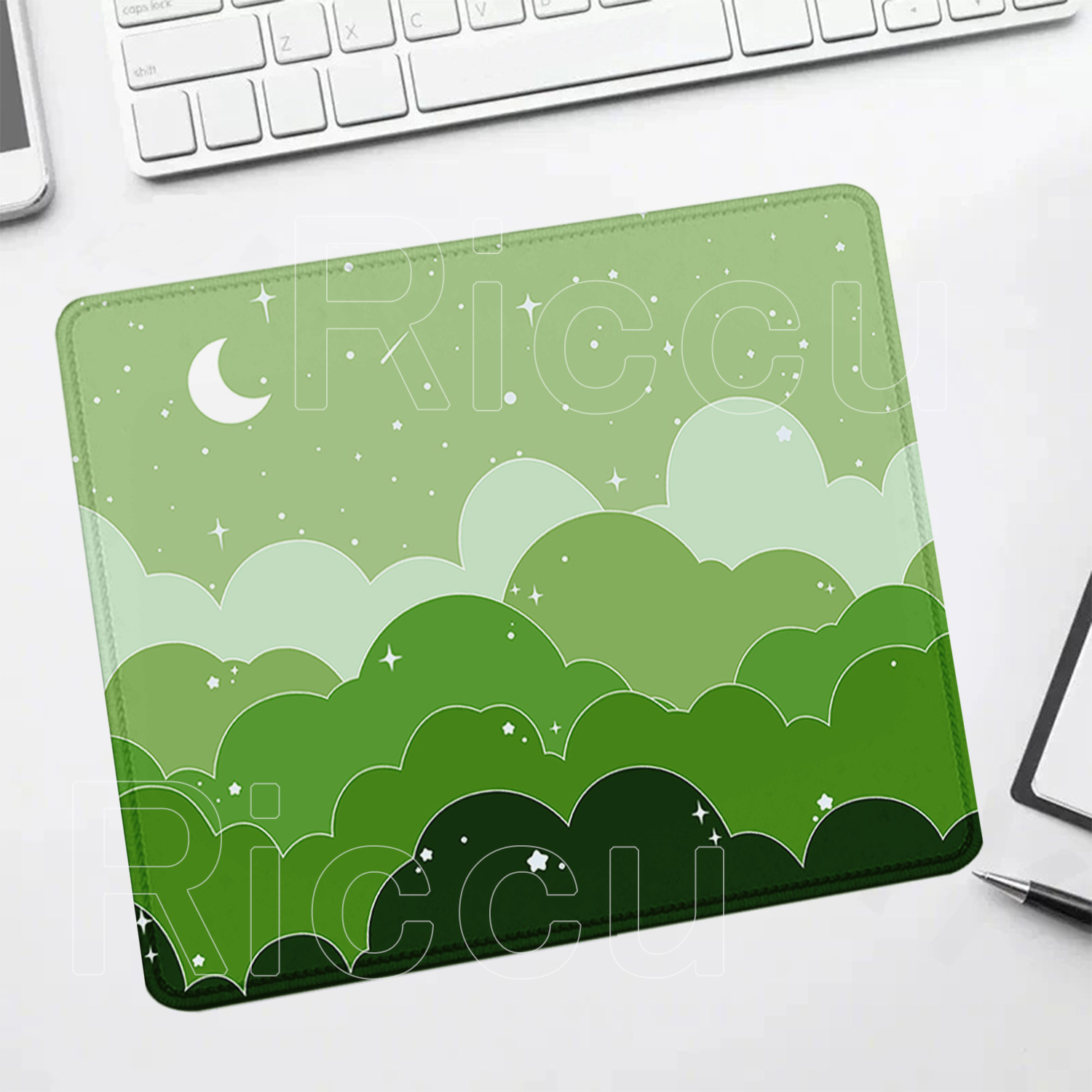 لوحة ماوس صغيرة الحجم بتصميم س - مراجعة Pc Gaming Cloud وسعره